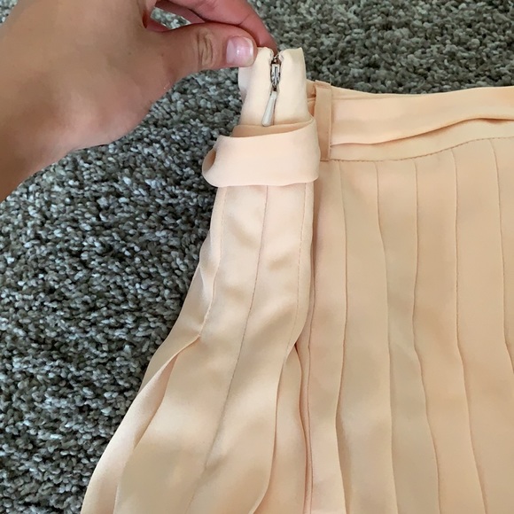 peachy cream pleated knee length skirt with tie - Picture 3 of 5